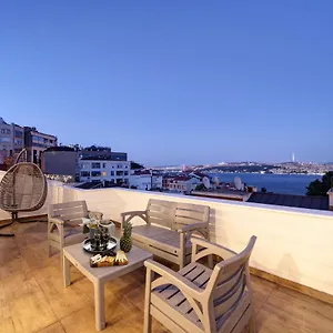  Отель Etiz & Residences